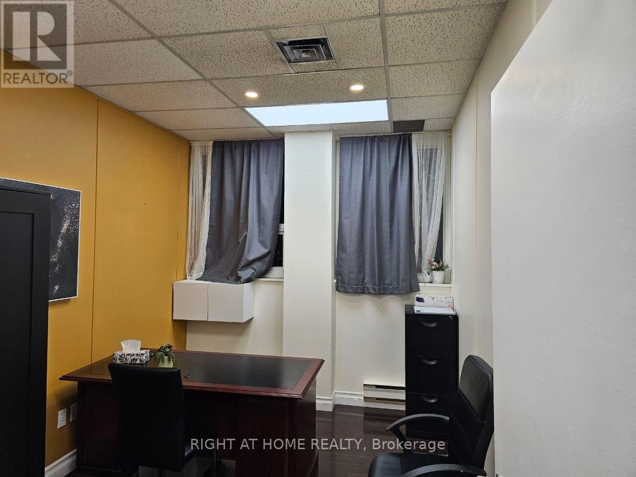 201 - 10670 YONGE STREET Image 15