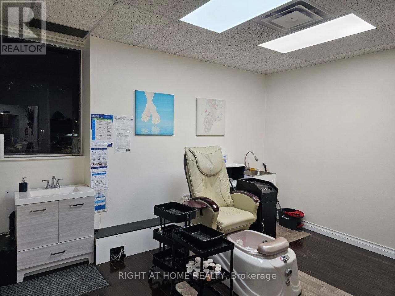 201 - 10670 YONGE STREET Image 8