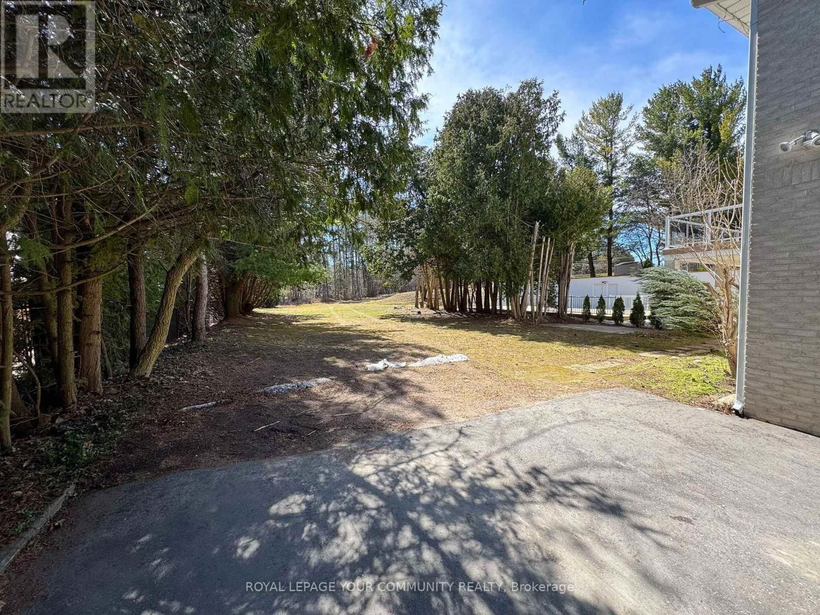 55 REBECCA COURT Image 19