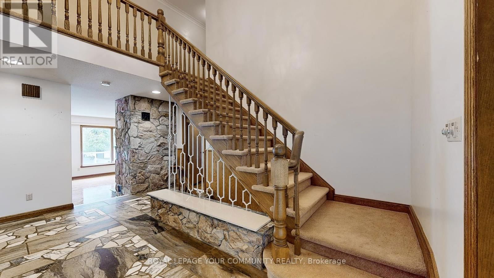 55 REBECCA COURT Image 34
