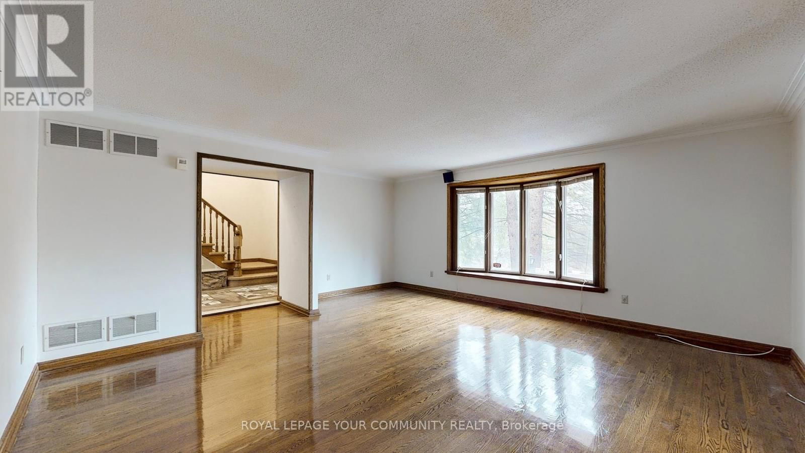 55 REBECCA COURT Image 35