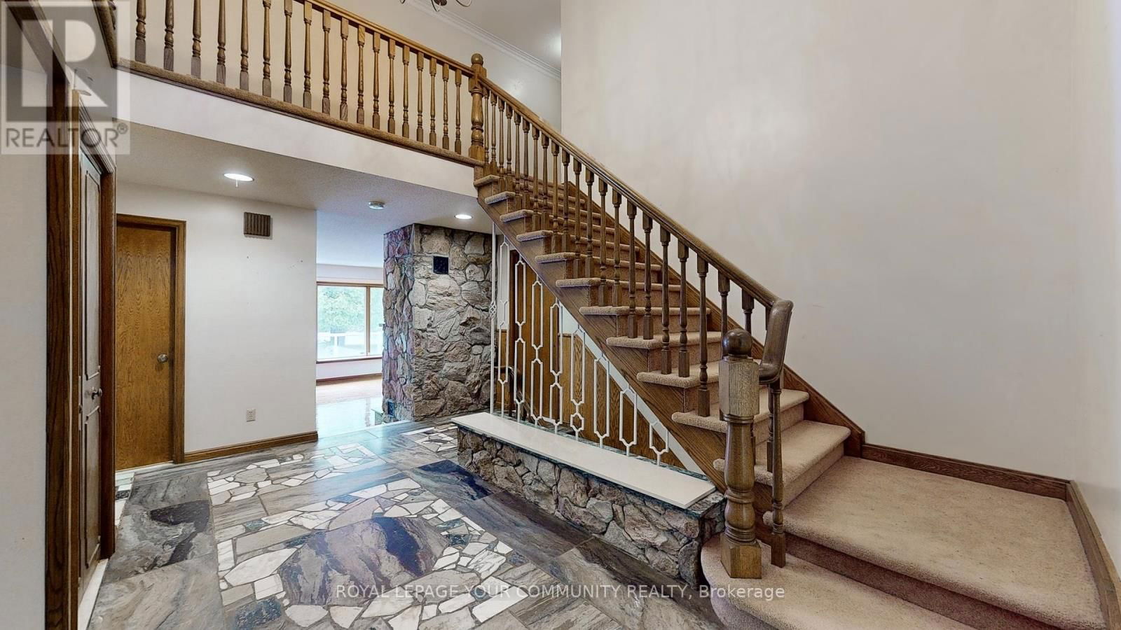 55 REBECCA COURT Image 38