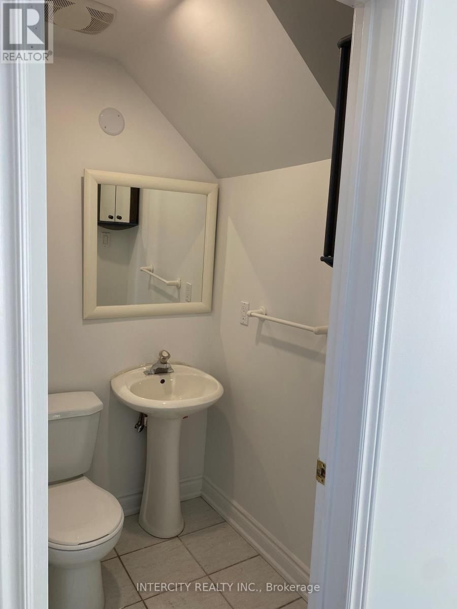 34 - 665 MILLWAY AVENUE Image 3