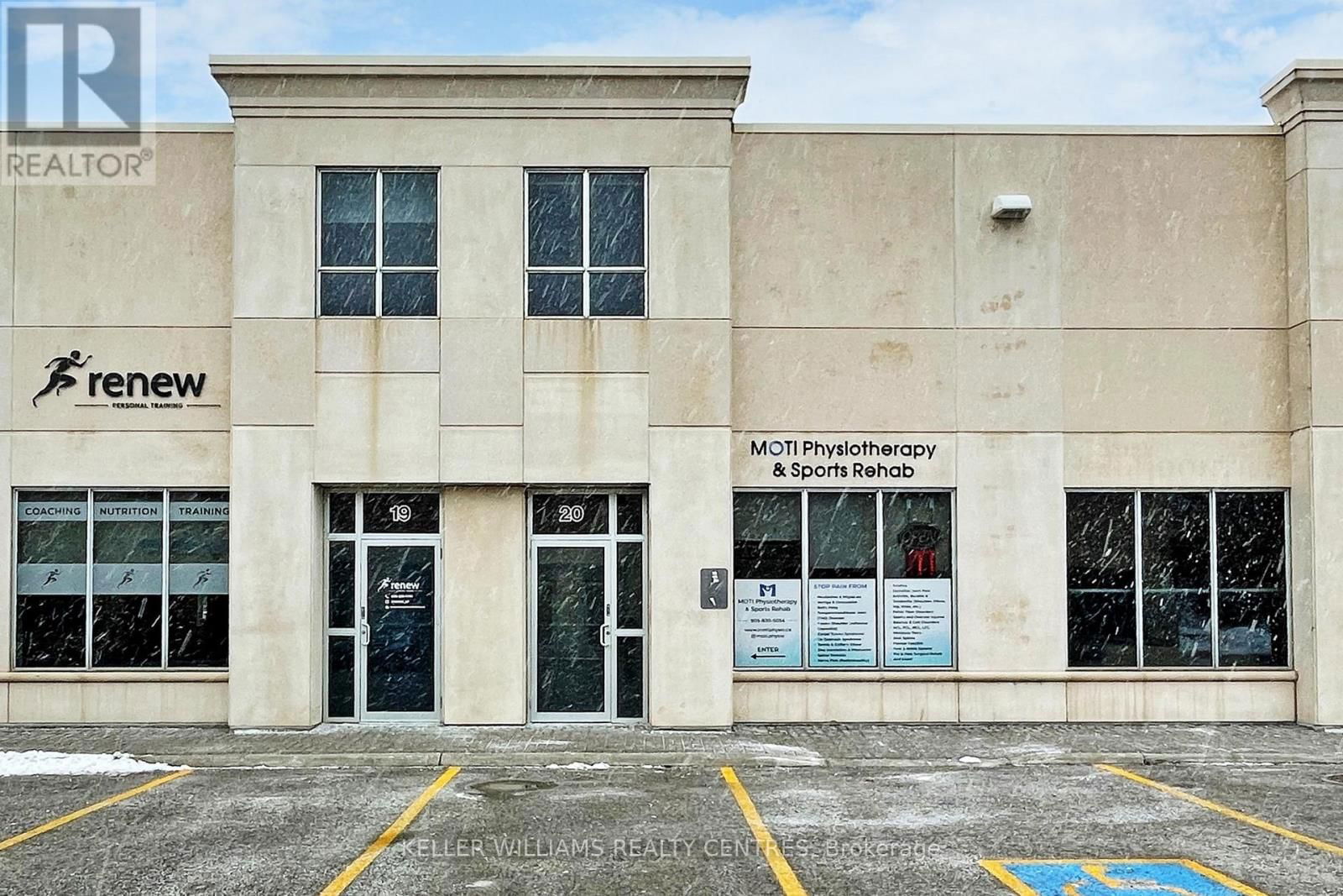 20 - 16945 LESLIE STREET Image 3