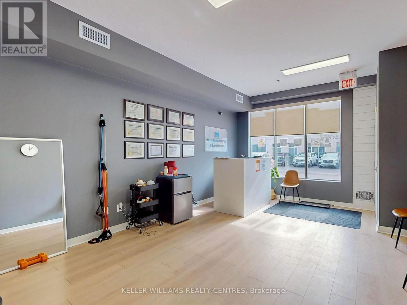 20 - 16945 LESLIE STREET Image 8