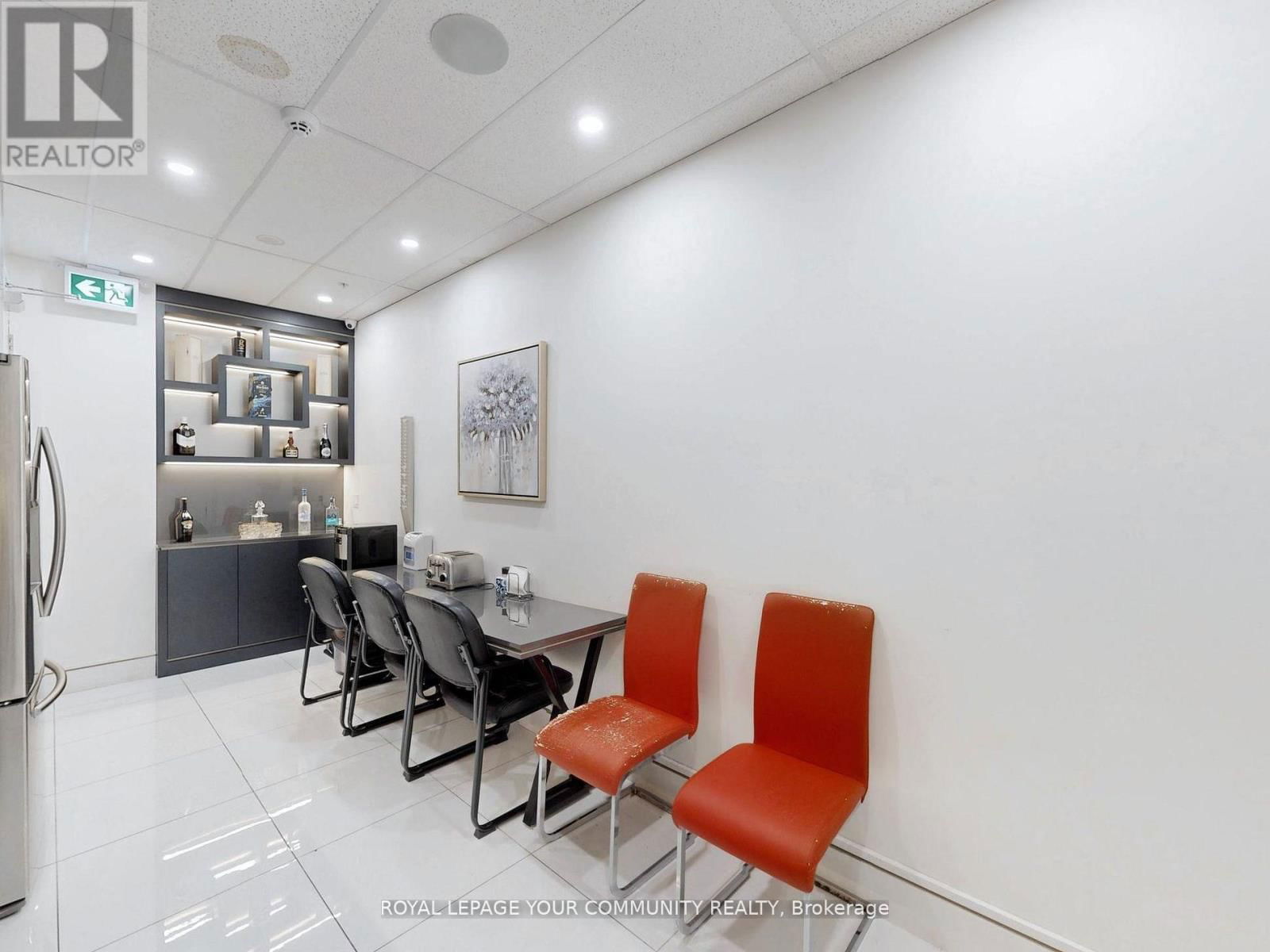 1101** - 7191 YONGE STREET Image 21