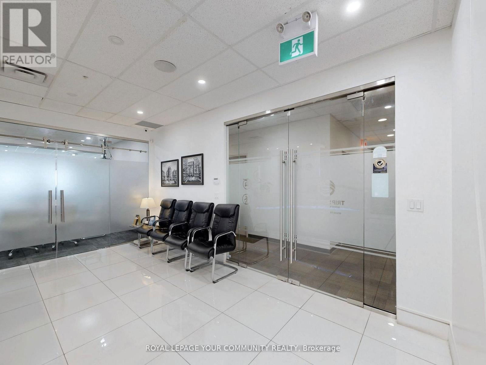1101** - 7191 YONGE STREET Image 4