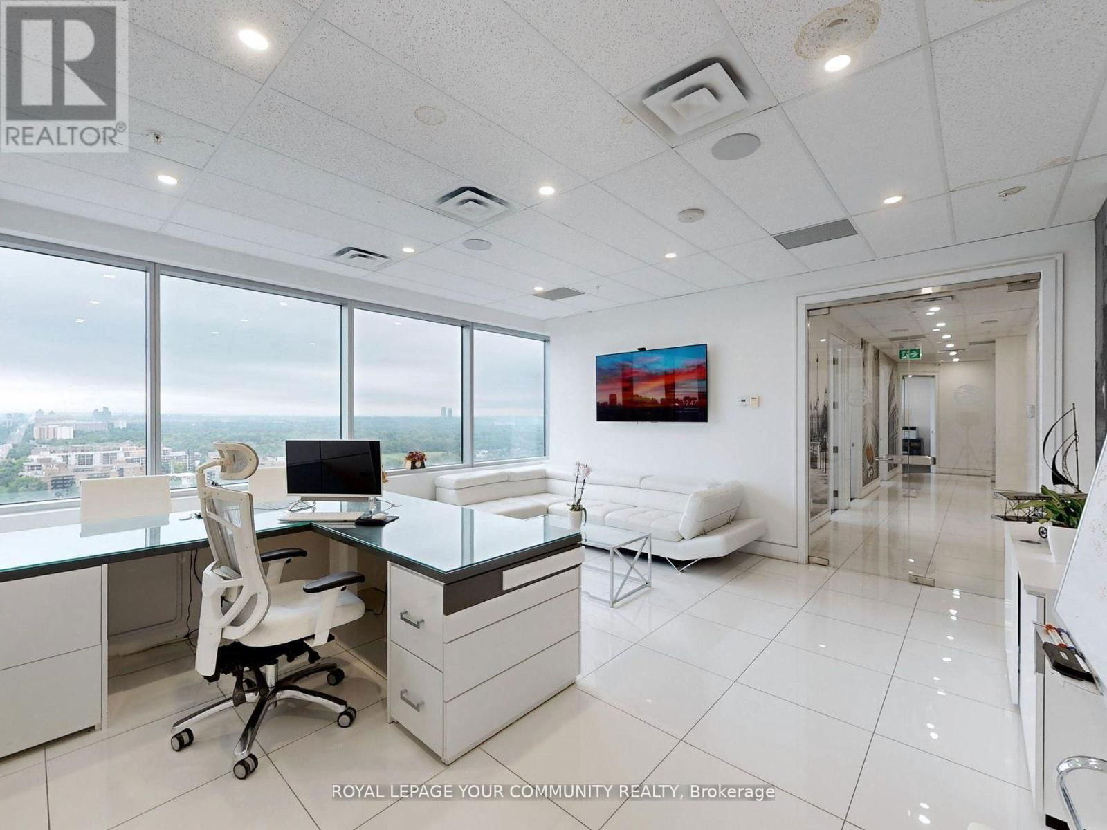 1101** - 7191 YONGE STREET Image 7
