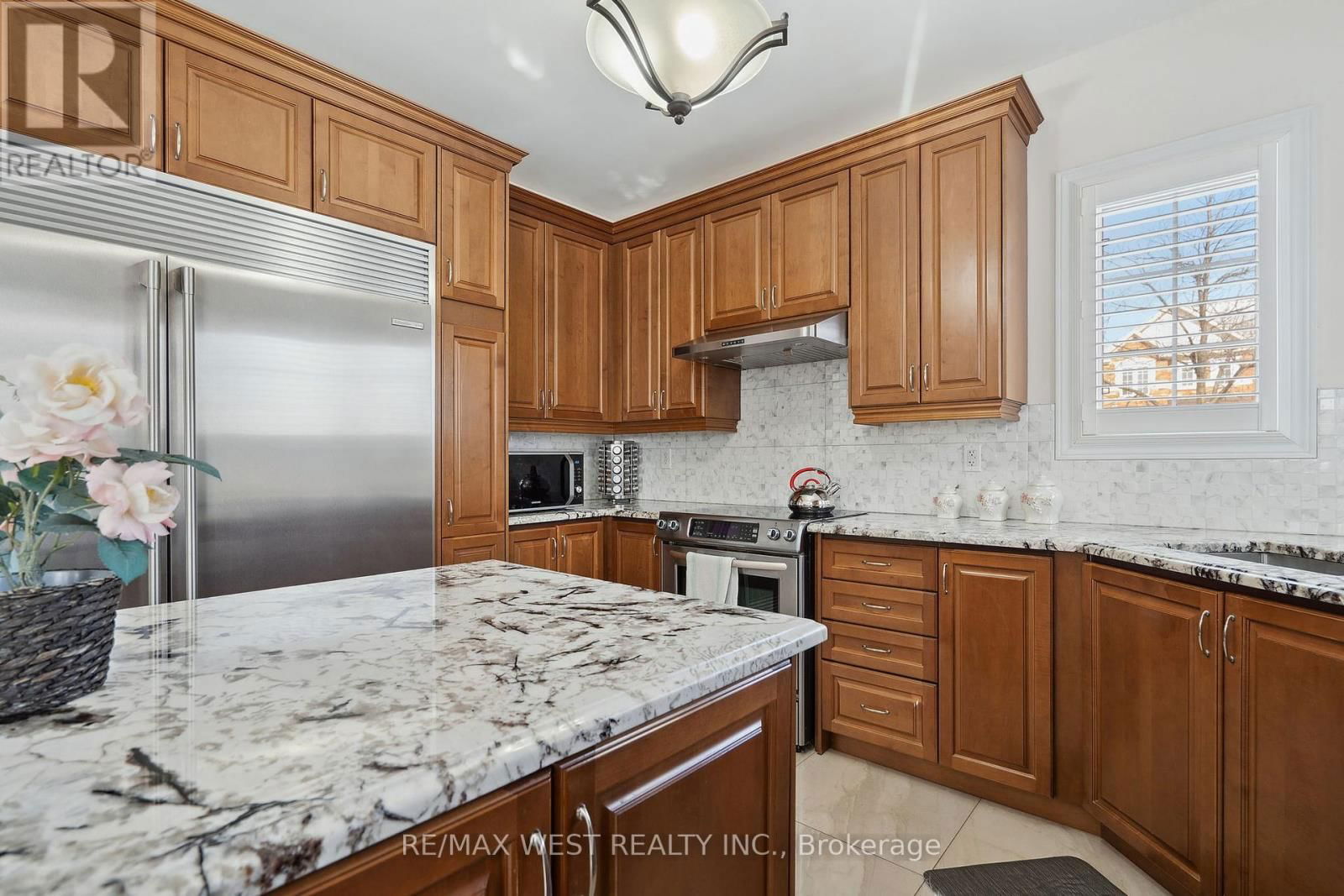 126 JOSEPHINE ROAD WEST Image 3
