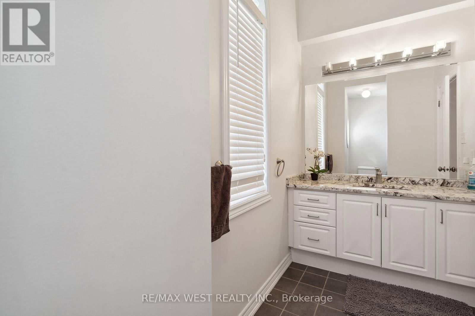 126 JOSEPHINE ROAD WEST Image 7