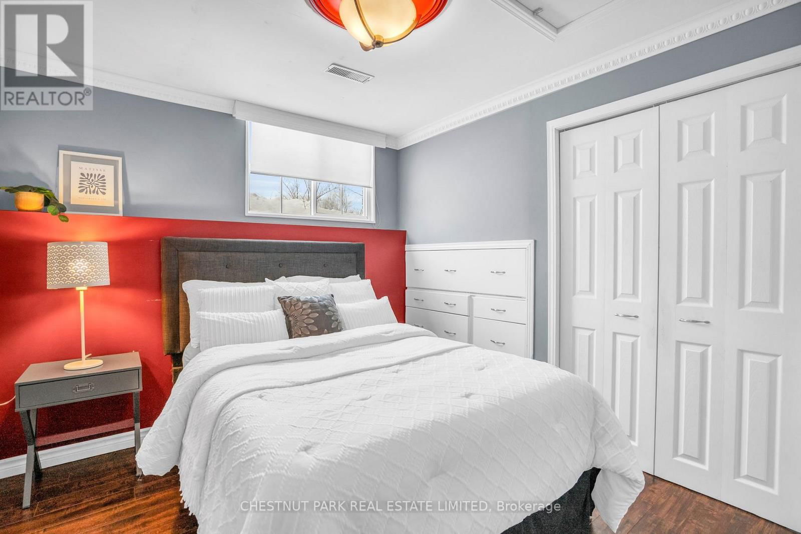 35 PINE PARK BOULEVARD Image 23