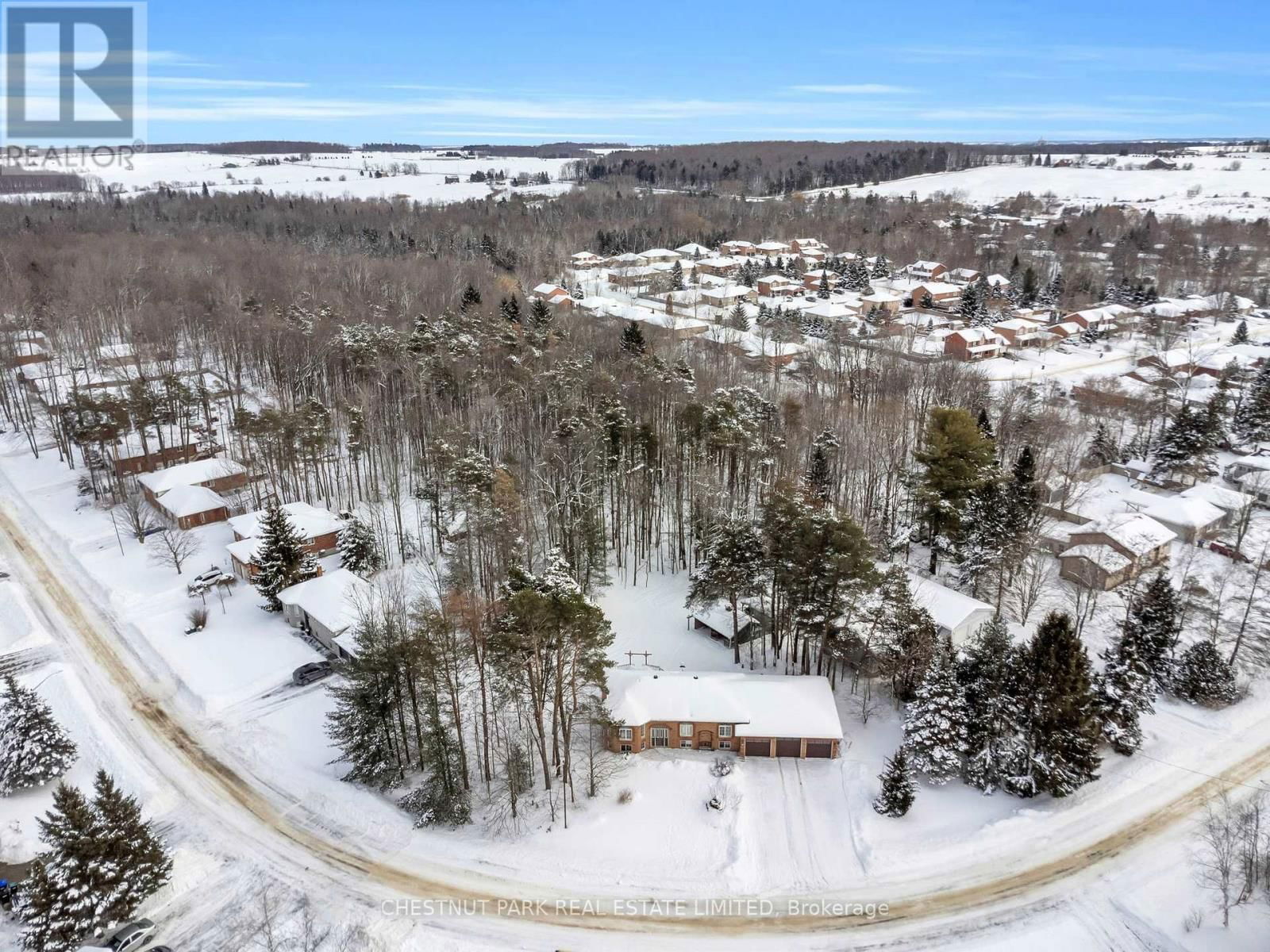 35 PINE PARK BOULEVARD Image 39