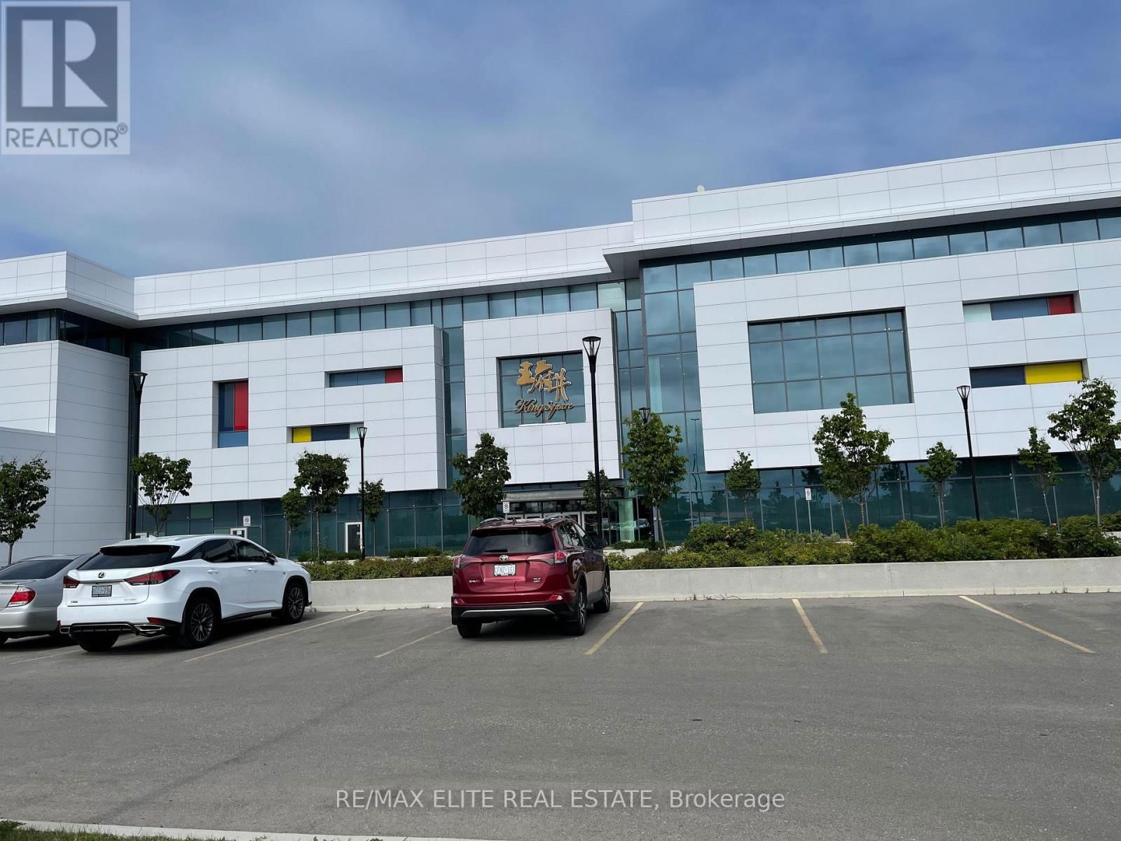 1D10 - 9390 WOODBINE AVENUE Image 3