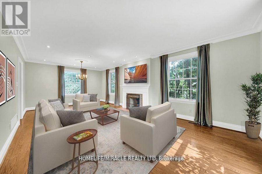 10 HOUGHTON BOULEVARD Image 10