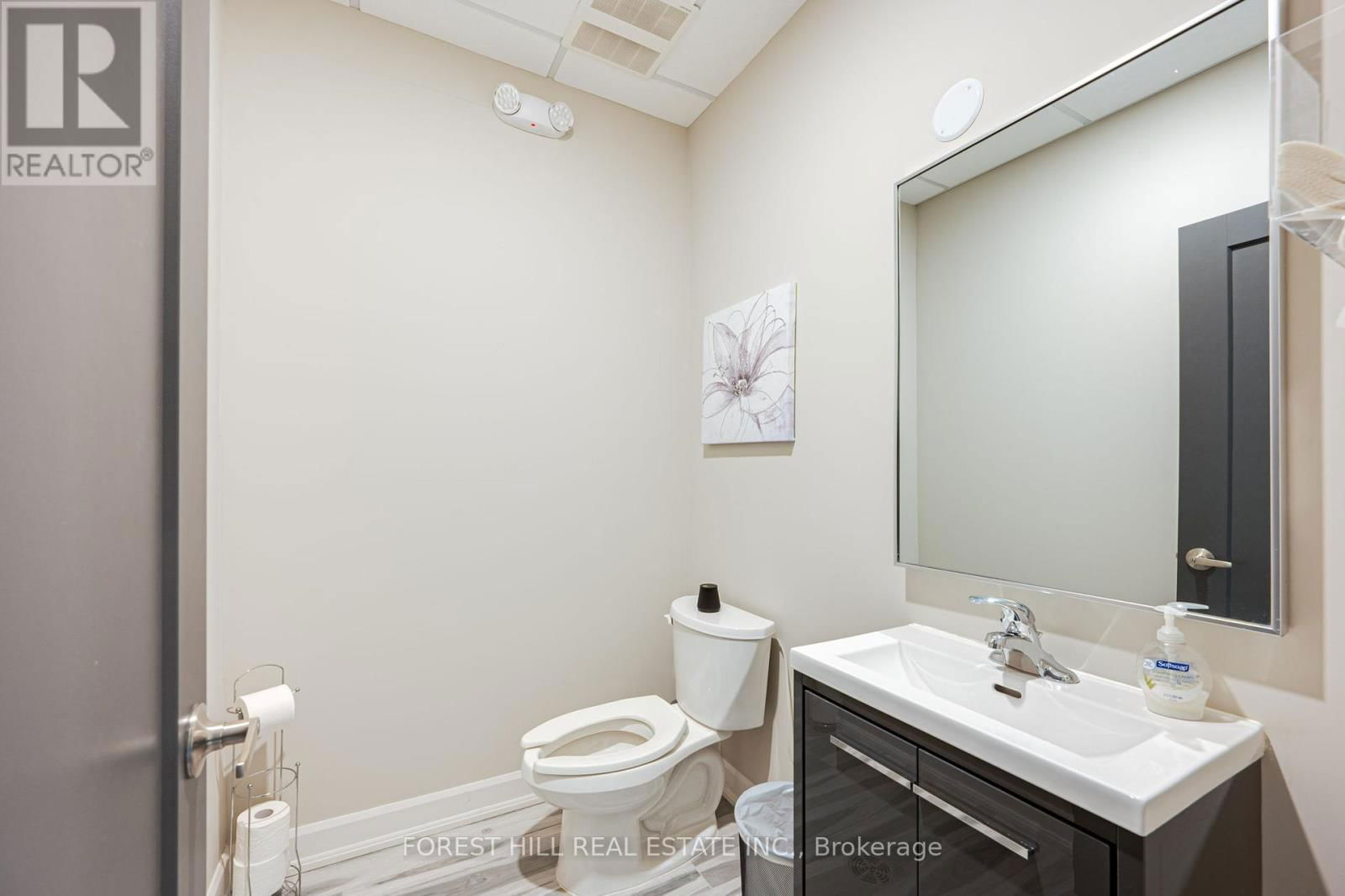 307 & 308 - 200 CACHET WOODS COURT Image 36