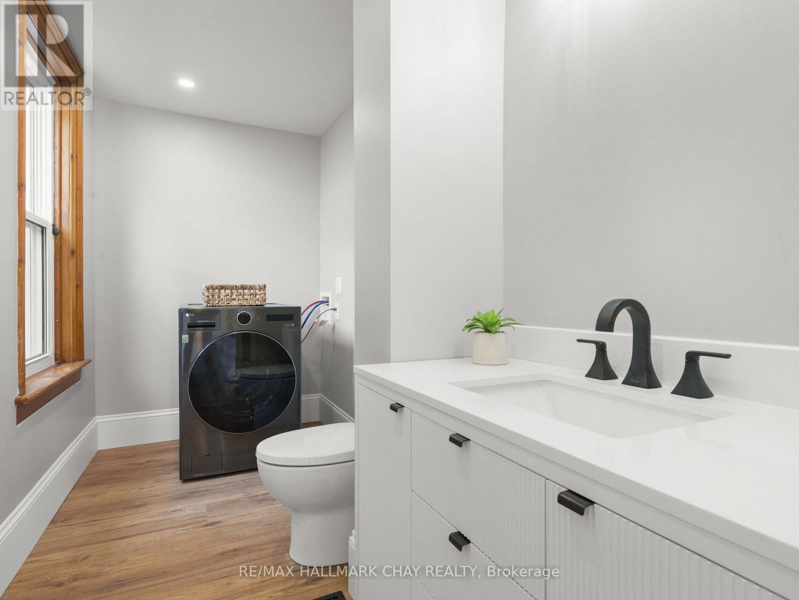14 WILSON STREET Image 16