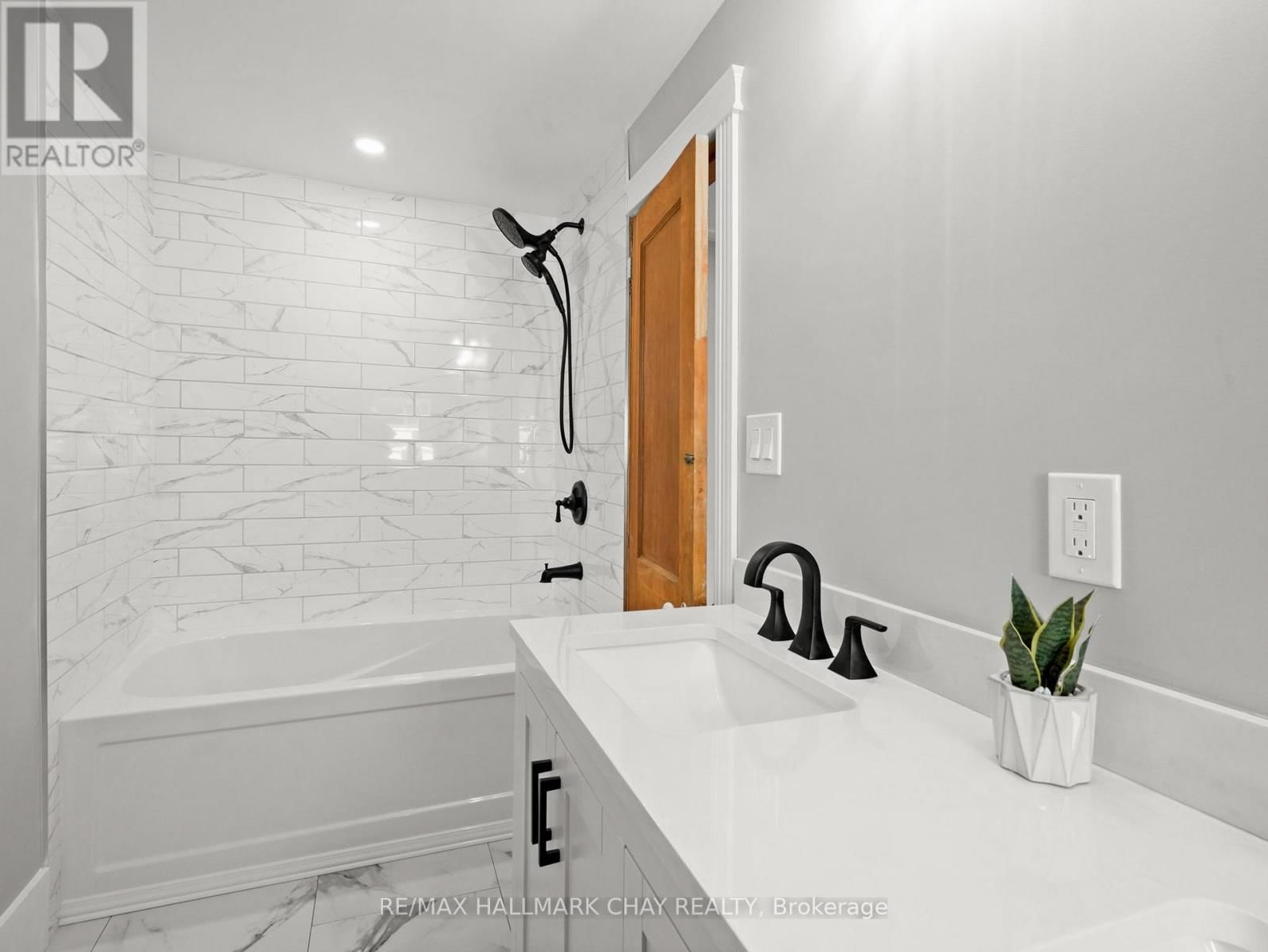 14 WILSON STREET Image 30