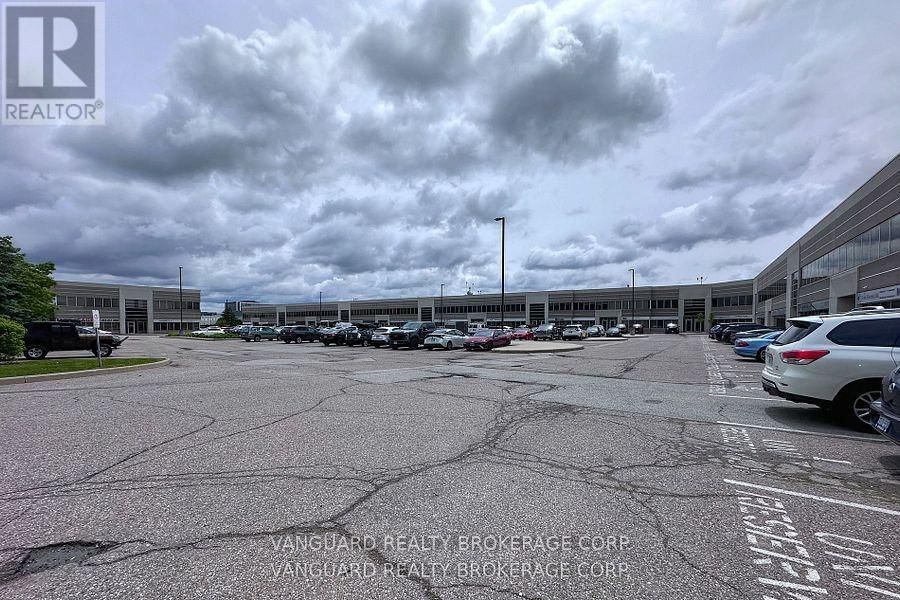 18-20 - 111 ZENWAY BOULEVARD Image 19