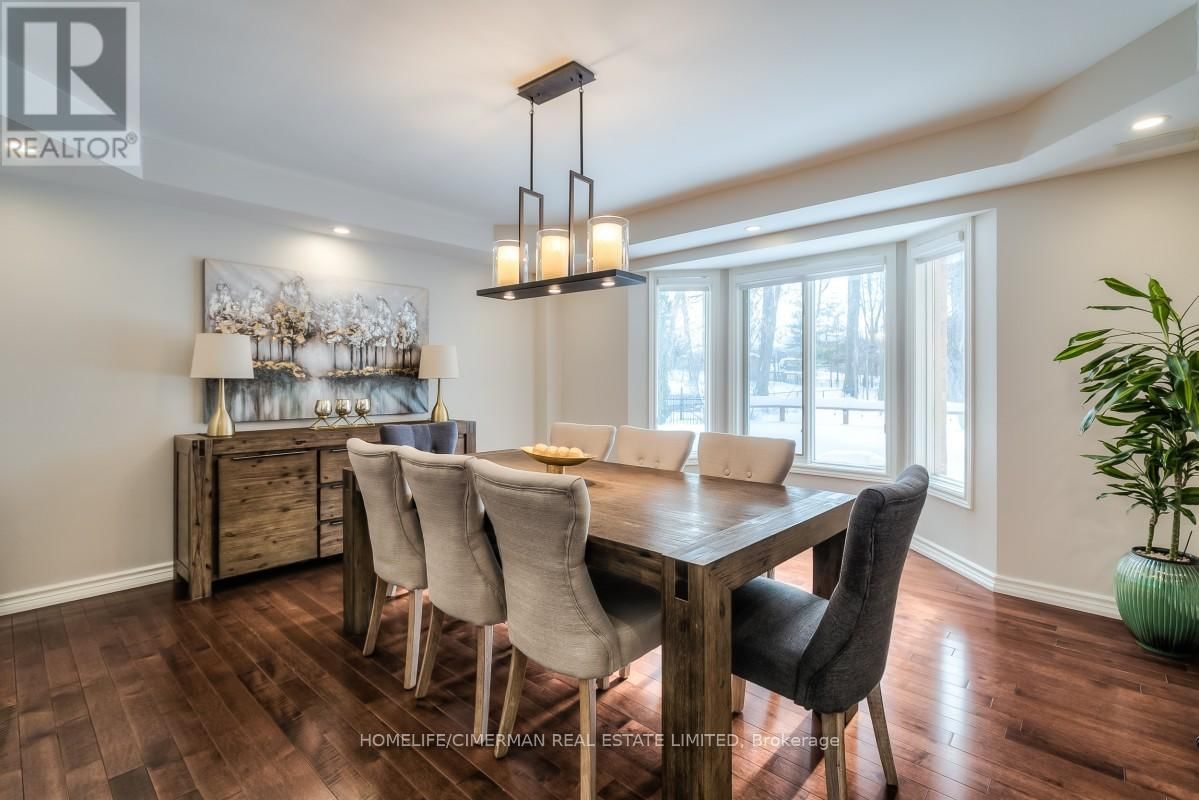 57 TREEGROVE CIRCLE Image 11