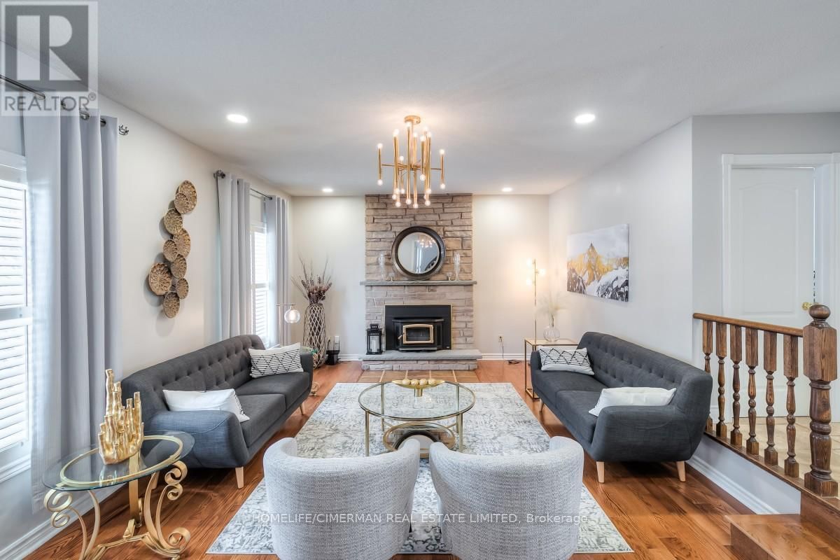 57 TREEGROVE CIRCLE Image 7