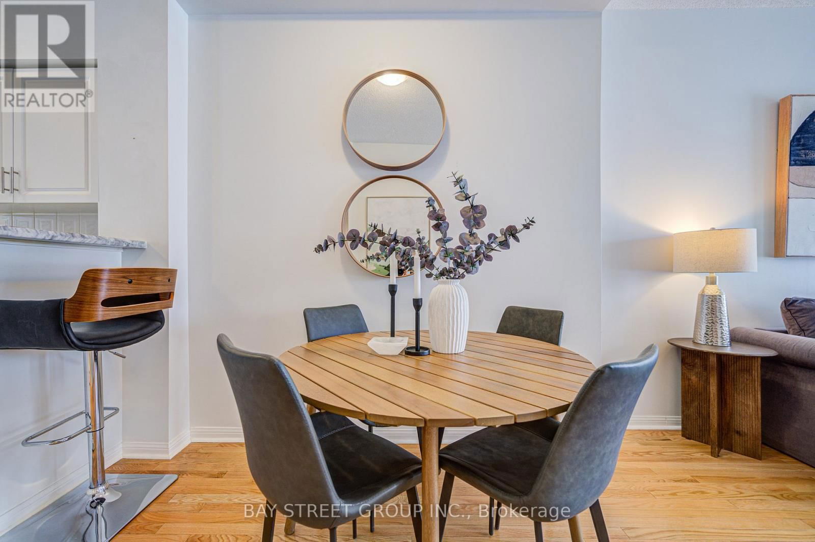 6 - 10 ST MORITZ WAY Image 13