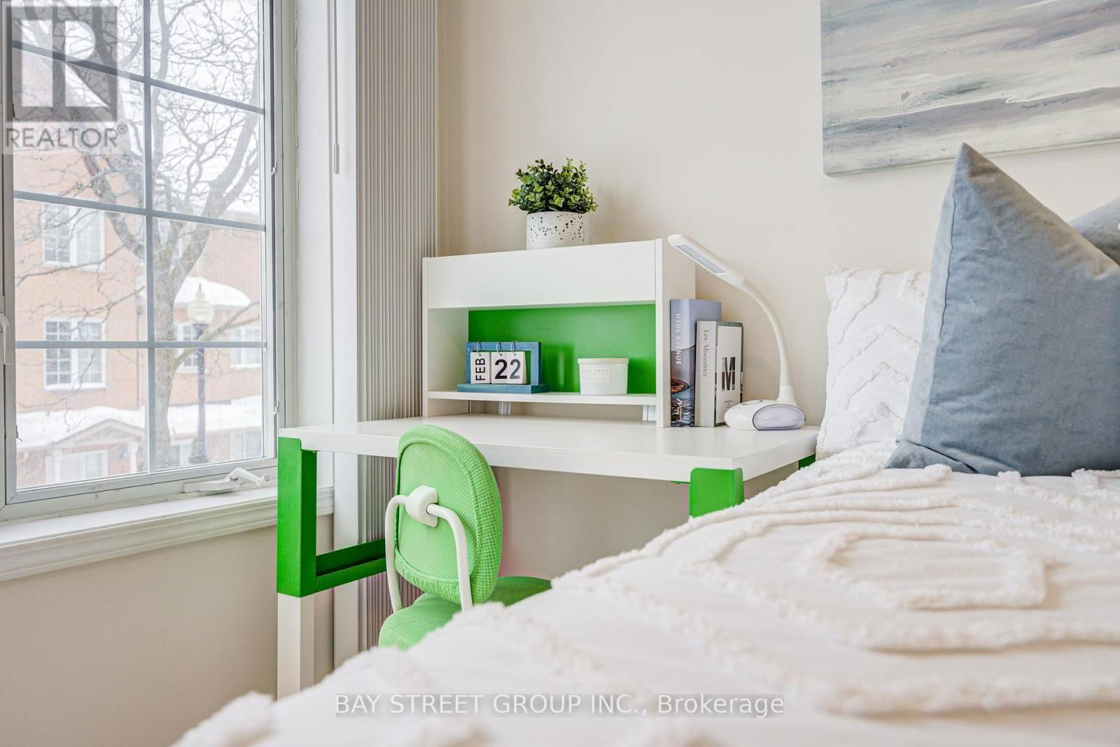 6 - 10 ST MORITZ WAY Image 24