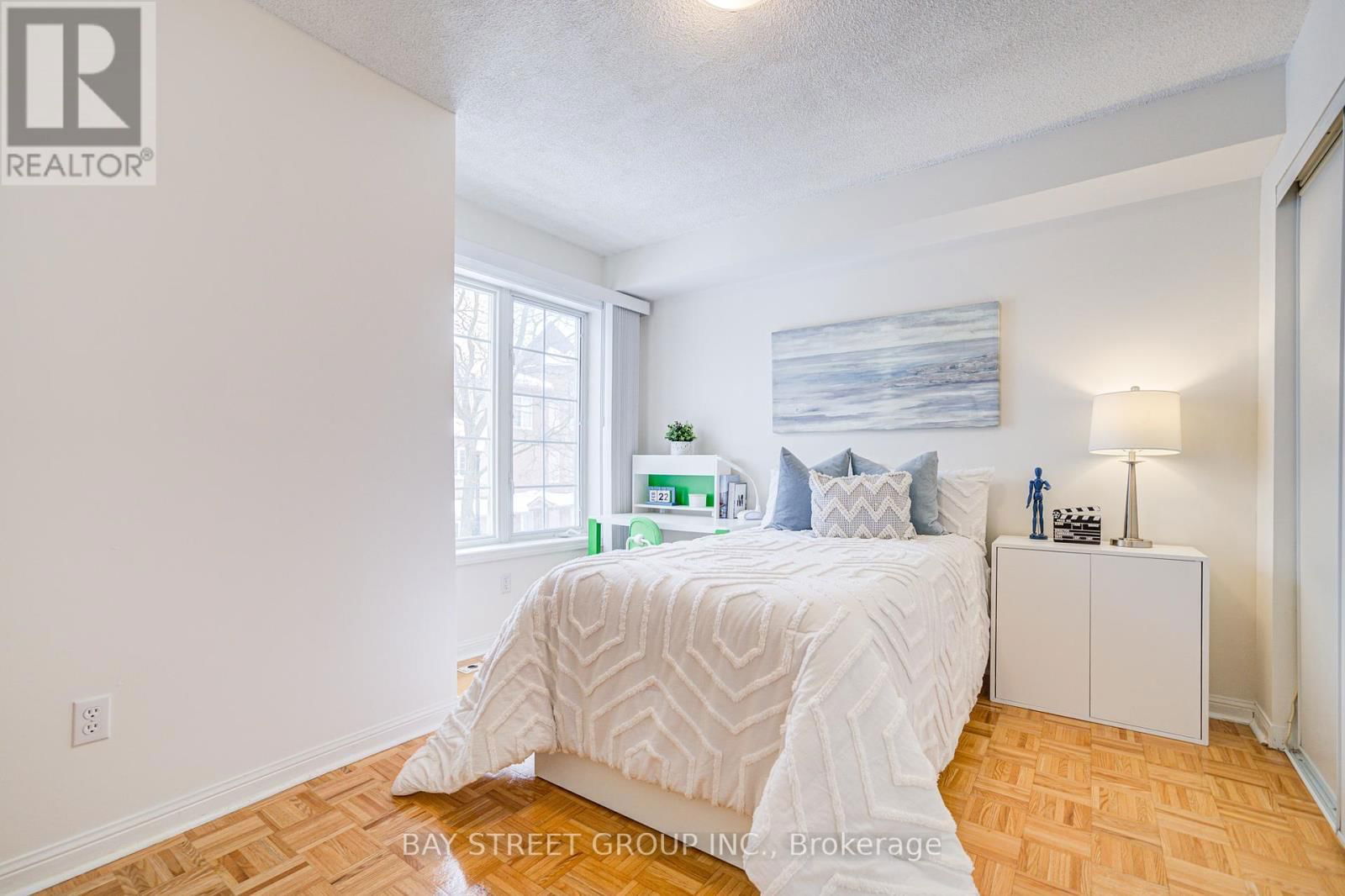 6 - 10 ST MORITZ WAY Image 26