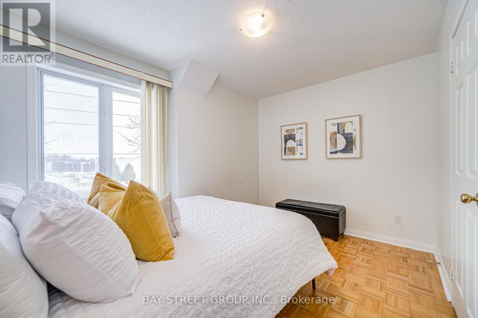 6 - 10 ST MORITZ WAY Image 31