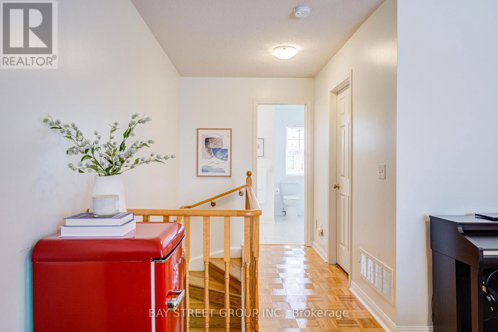 6 - 10 ST MORITZ WAY Image 38