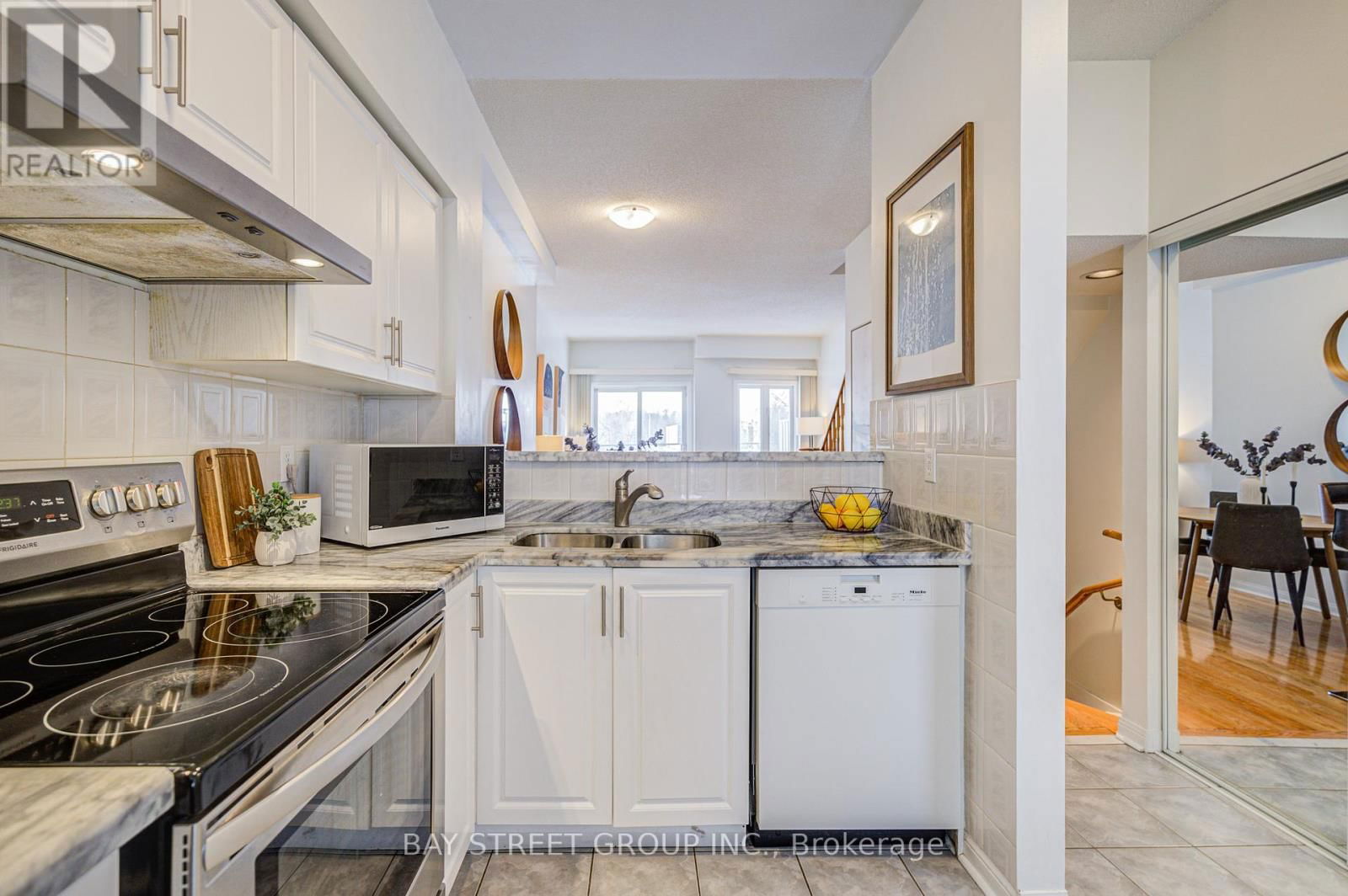 6 - 10 ST MORITZ WAY Image 7