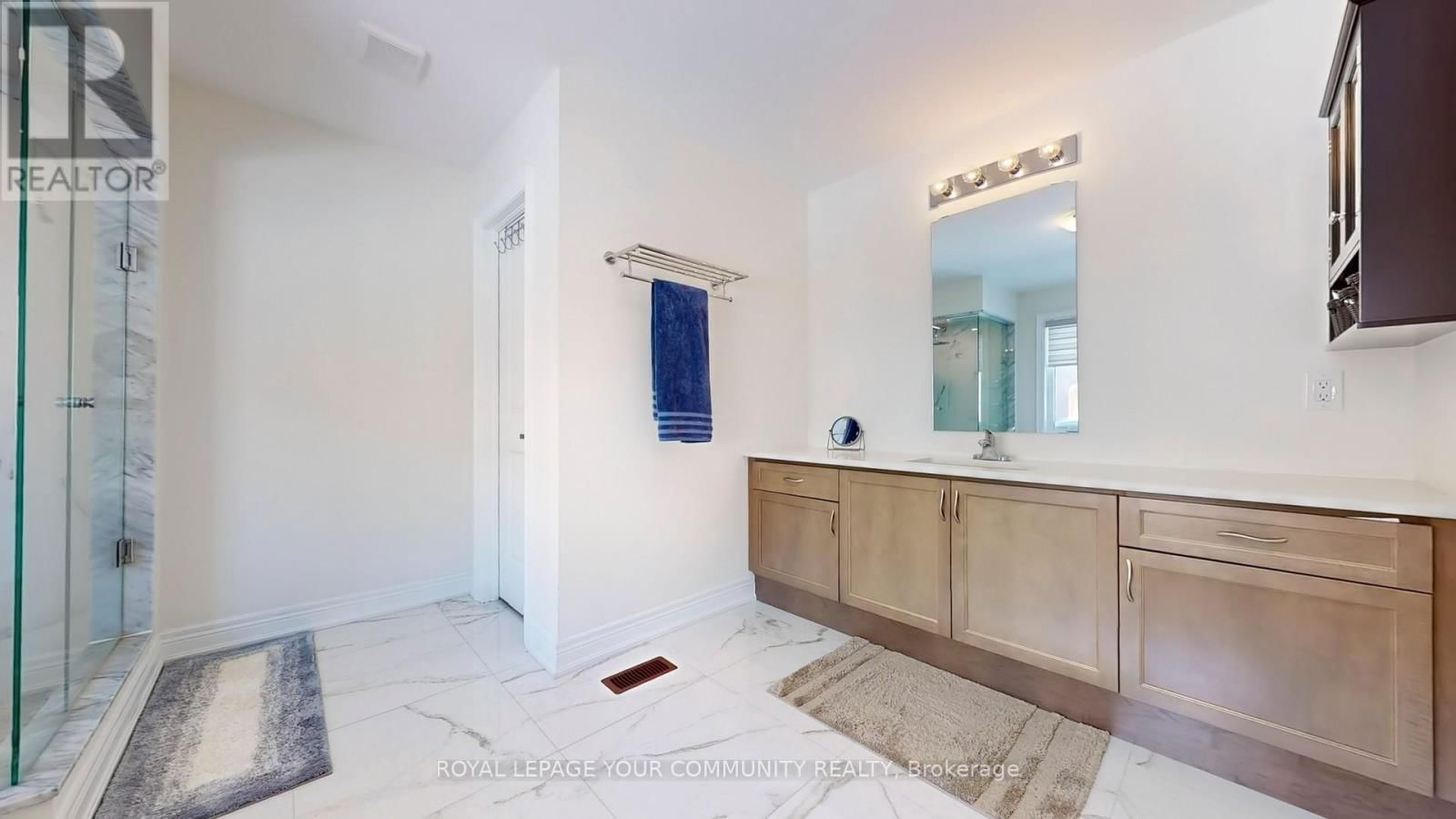 128 BEN SINCLAIR AVENUE Image 30