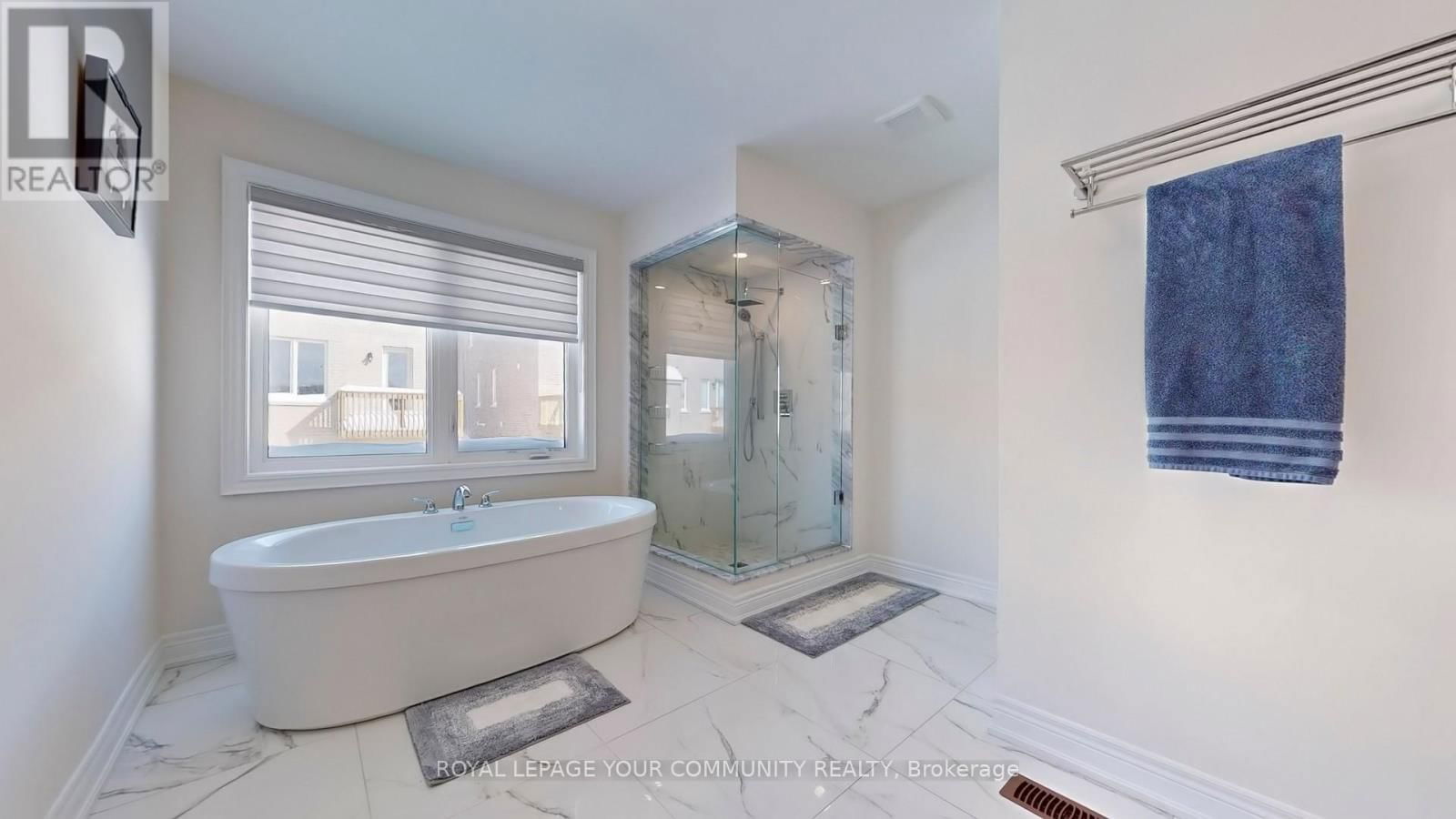 128 BEN SINCLAIR AVENUE Image 31