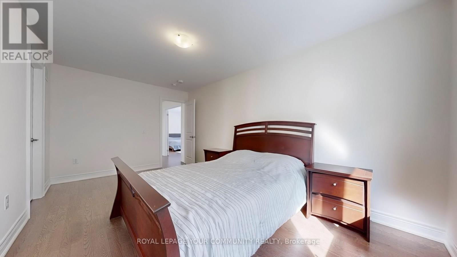 128 BEN SINCLAIR AVENUE Image 33