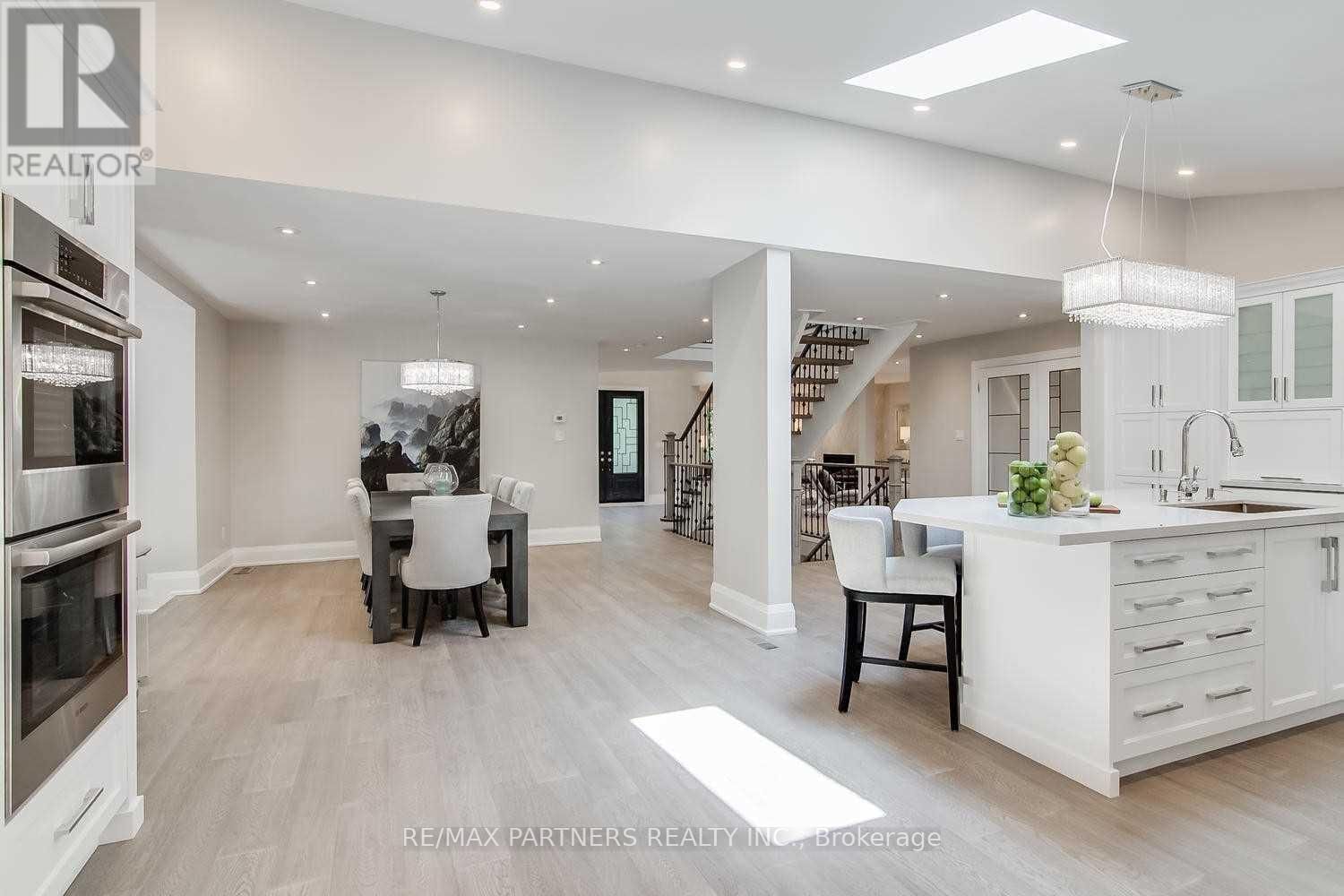 6 FERNWOOD COURT Image 14