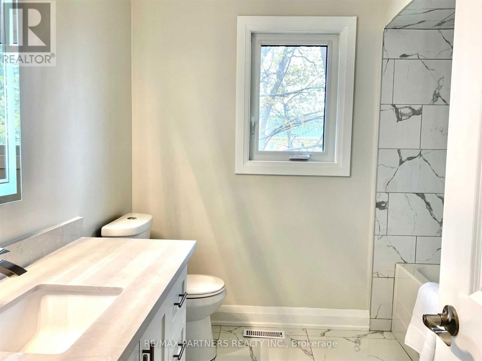 6 FERNWOOD COURT Image 35