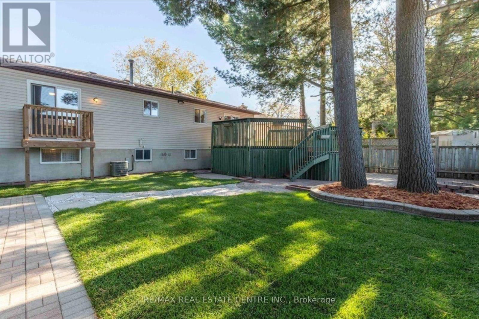 Main - 19 SANDY LANE WEST Image 12