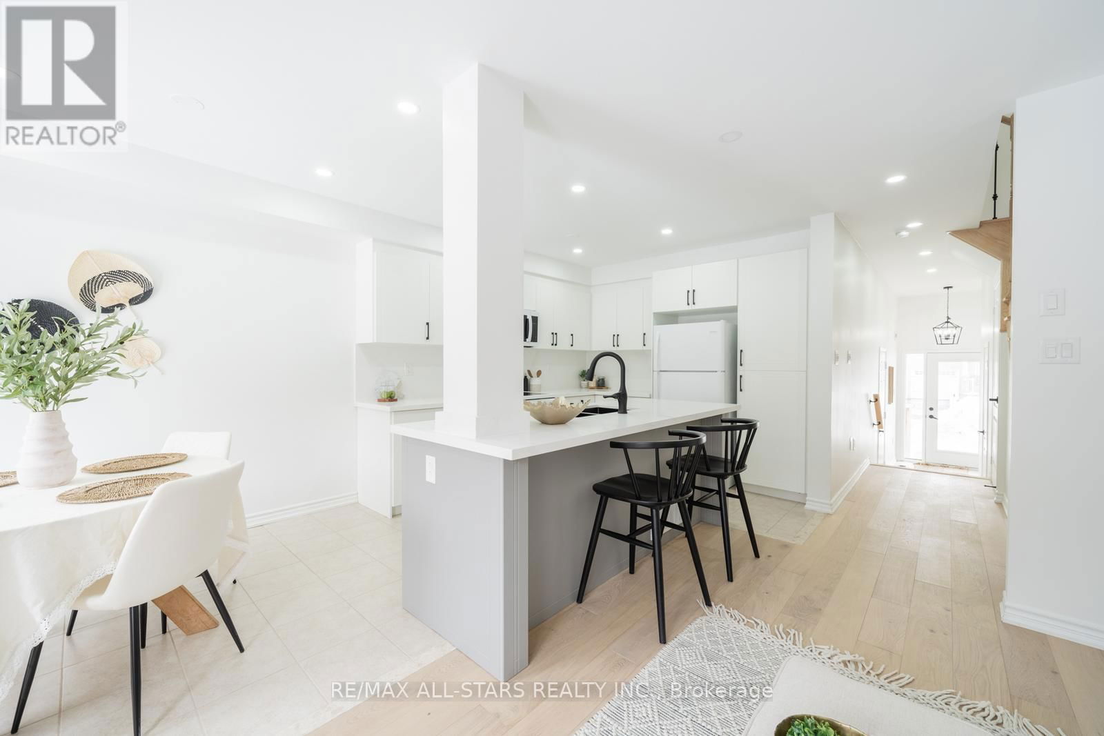 234 SANDALE ROAD Image 10