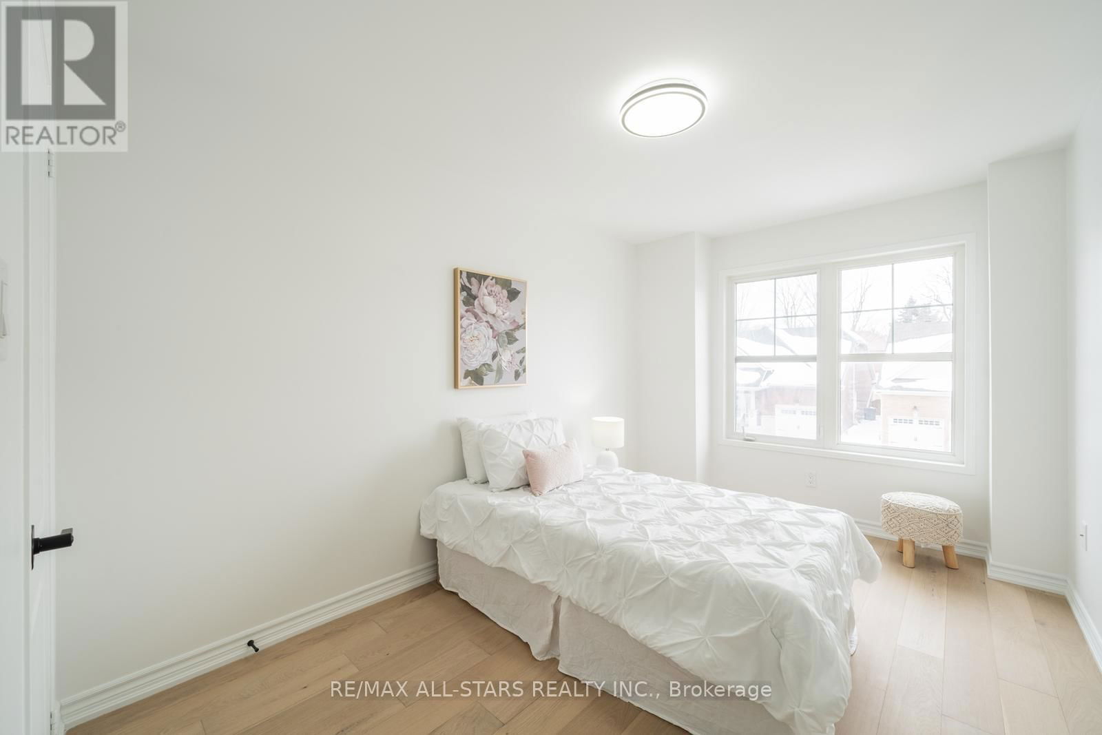 234 SANDALE ROAD Image 23