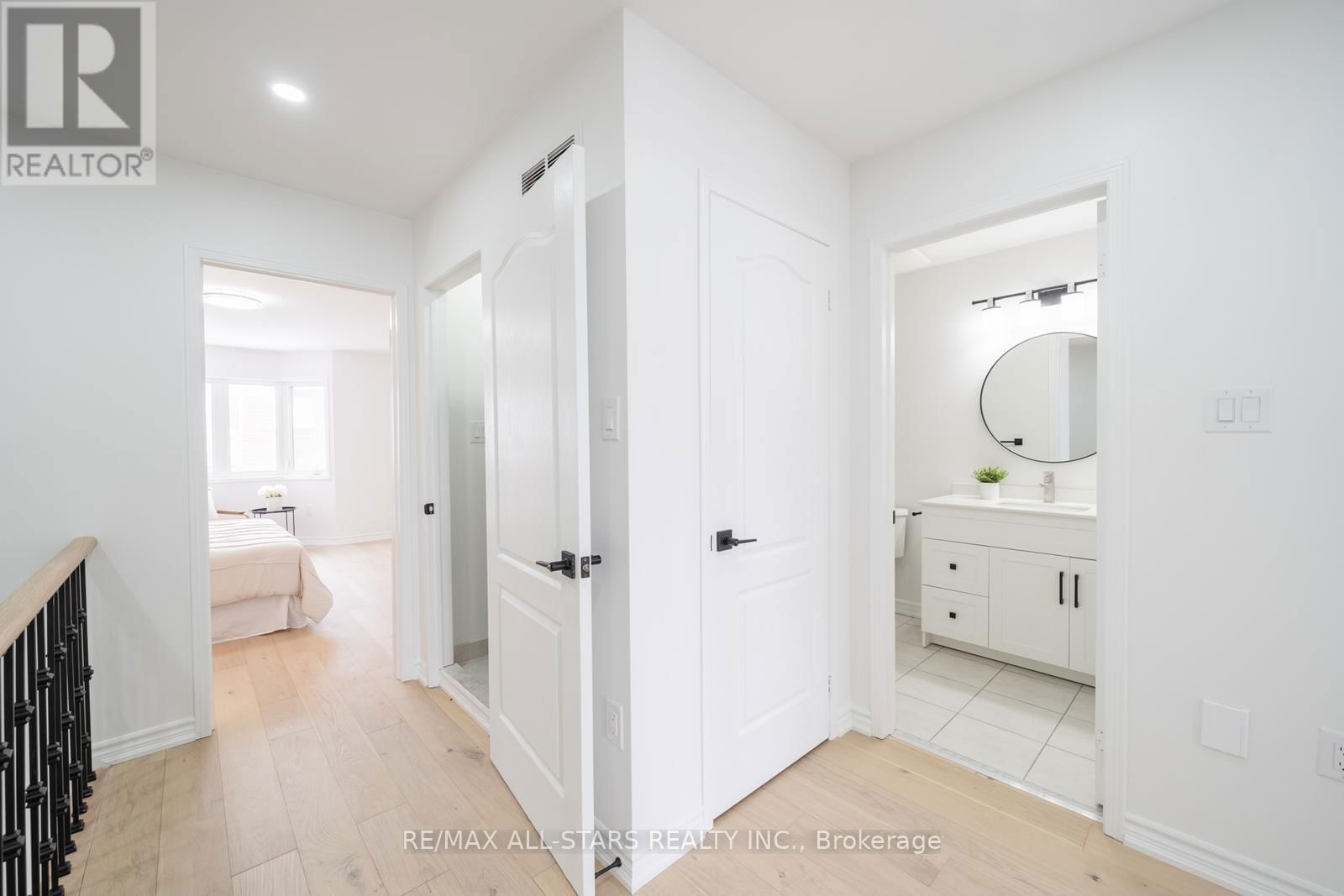 234 SANDALE ROAD Image 26