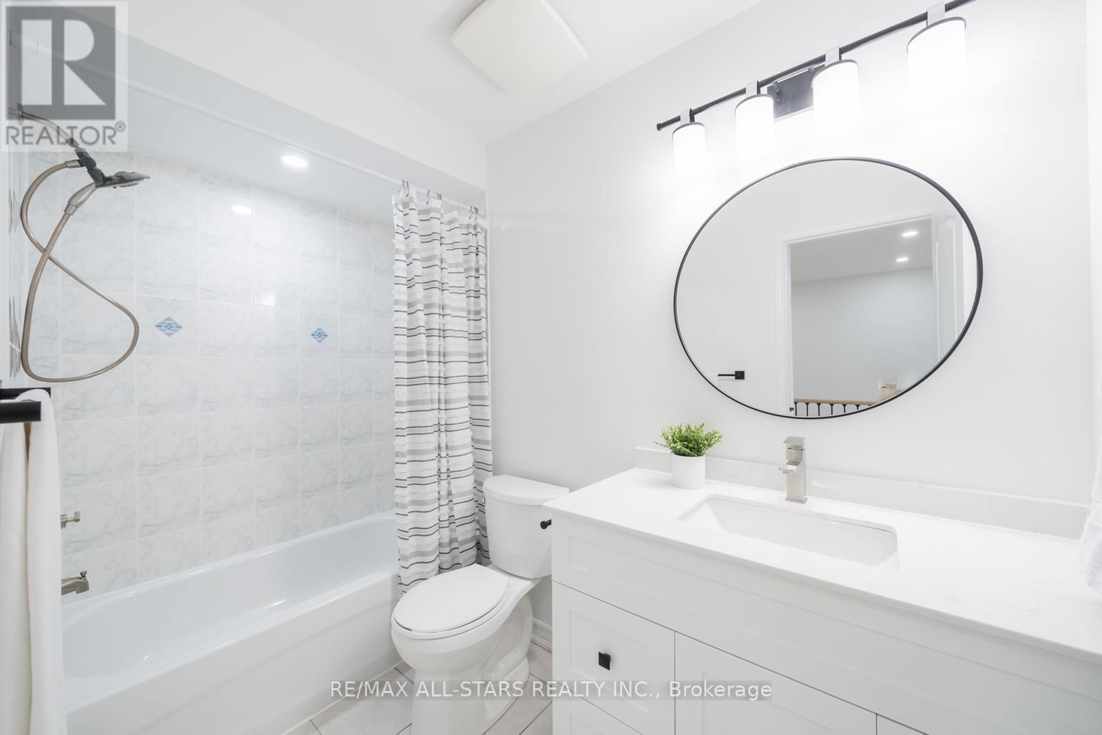 234 SANDALE ROAD Image 27