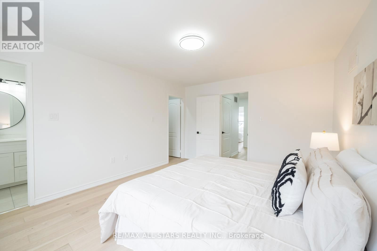 234 SANDALE ROAD Image 30