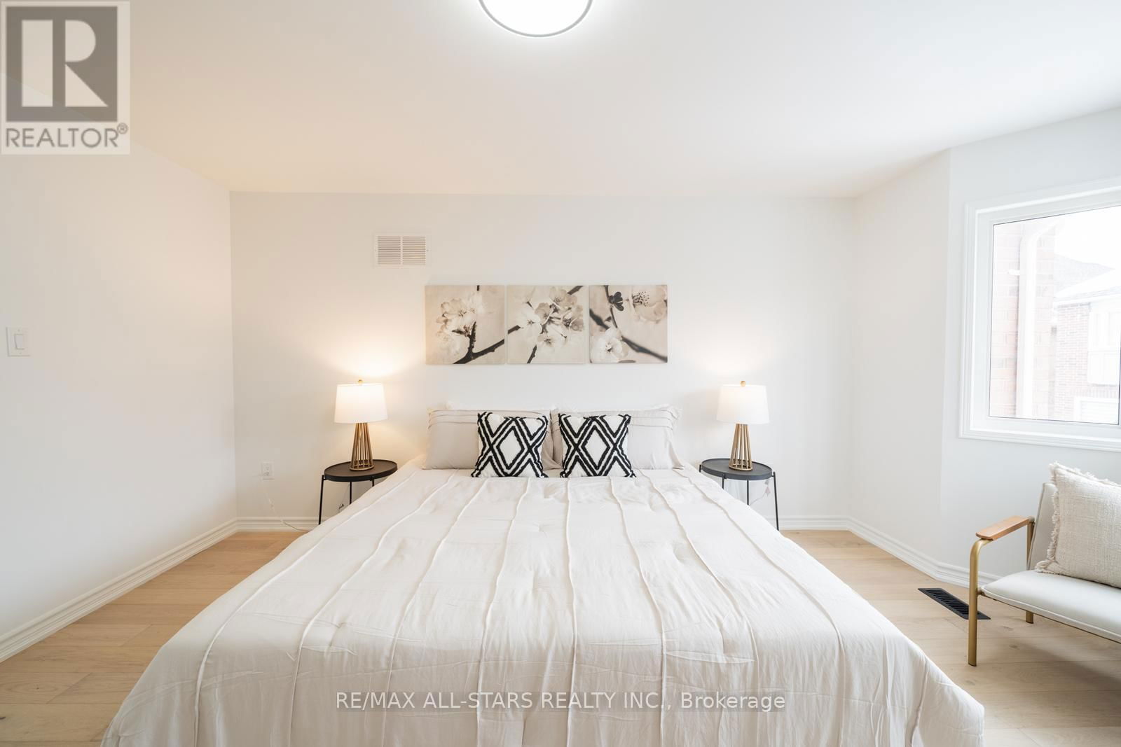 234 SANDALE ROAD Image 31