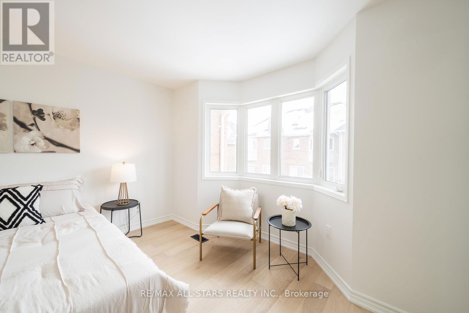 234 SANDALE ROAD Image 32