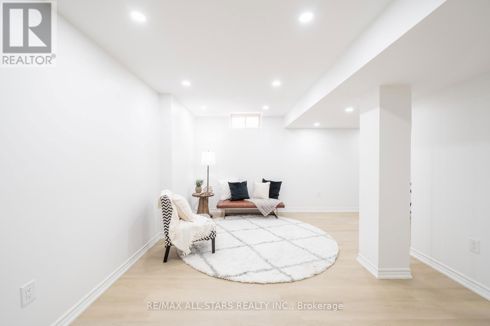 234 SANDALE ROAD Image 40