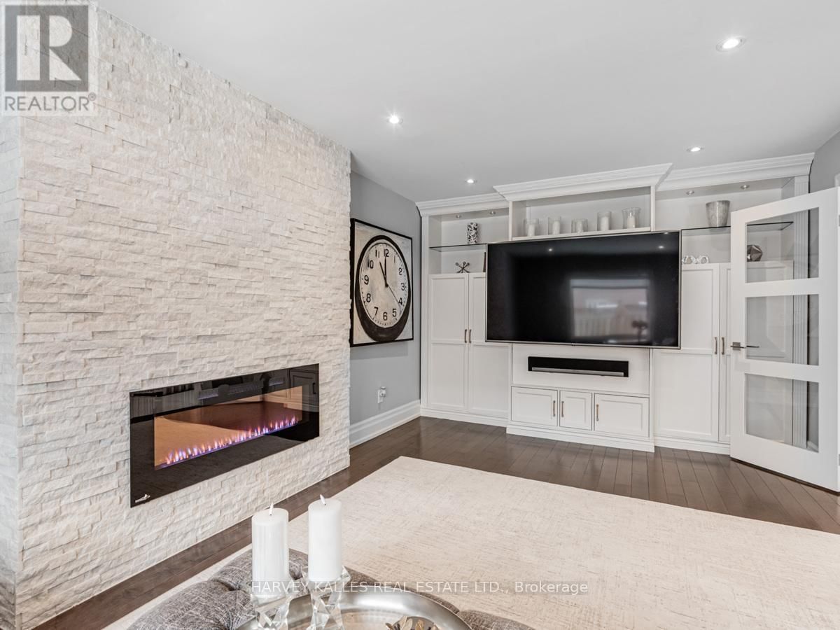 24 EDMUND SEAGER DRIVE Image 10