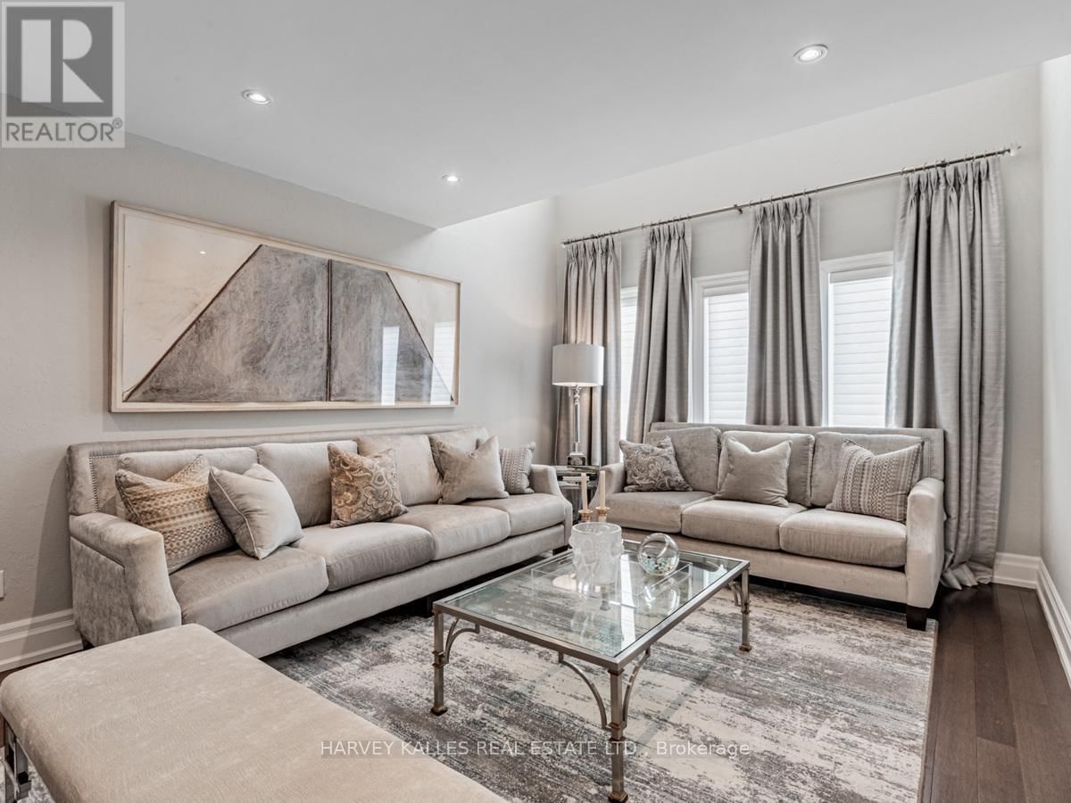 24 EDMUND SEAGER DRIVE Image 4