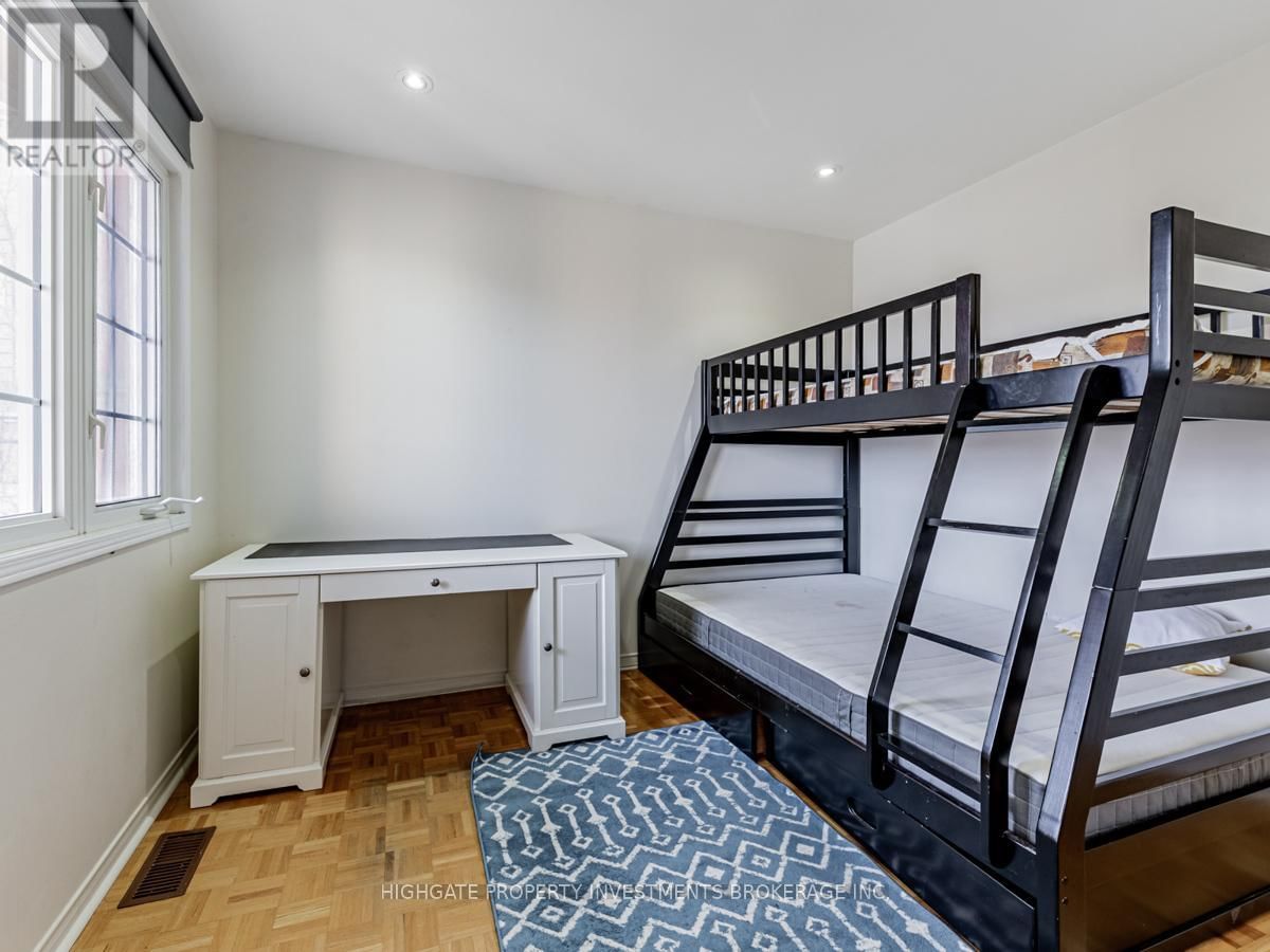 66 RIDGEWAY COURT Image 21