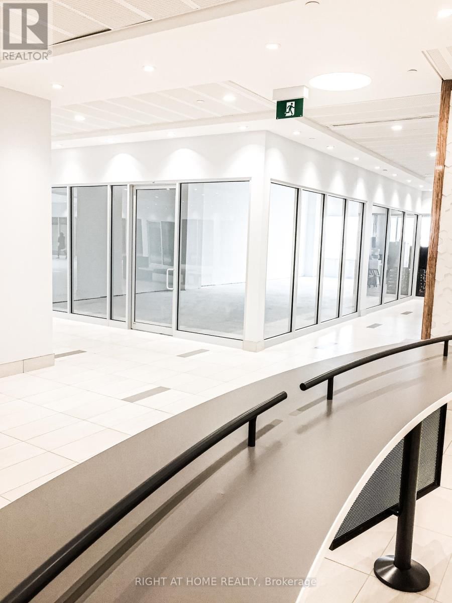 29 - 7777 WESTON ROAD Image 18