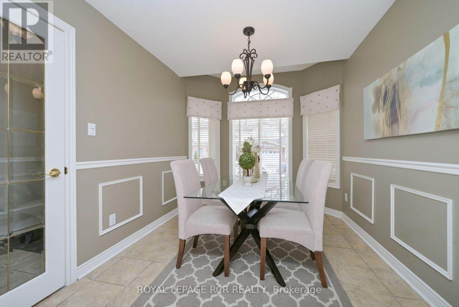 46 SUNSET BOULEVARD Image 7