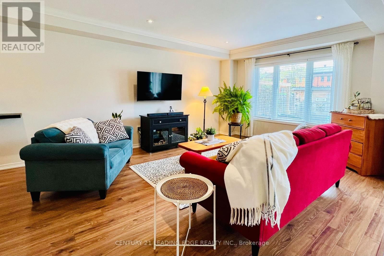 14 RENNIE STREET Image 13